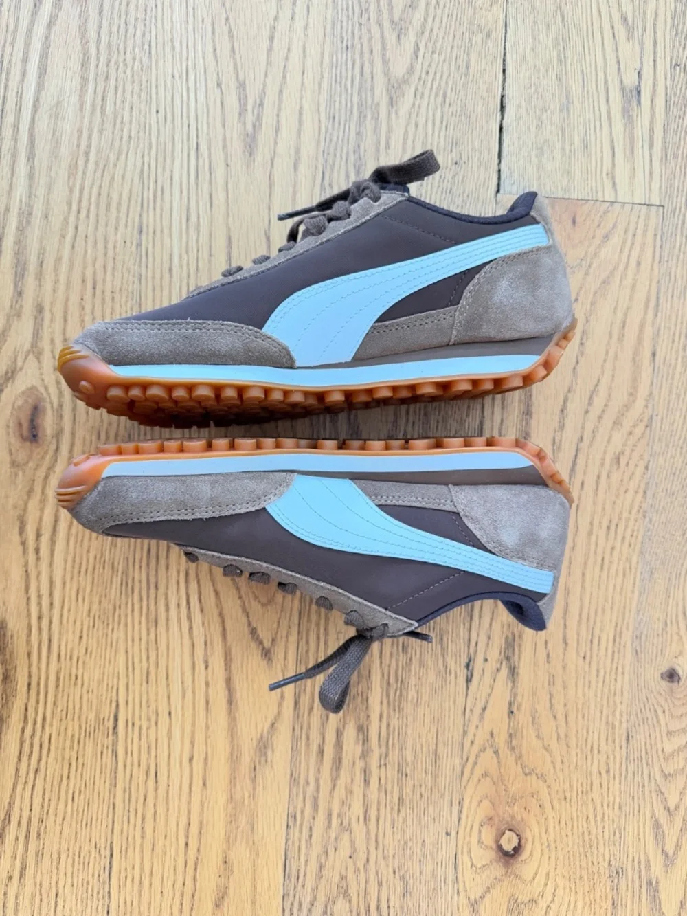 NEW Puma Easy Rider Sneaker in Dark Brown (Size 6.5)